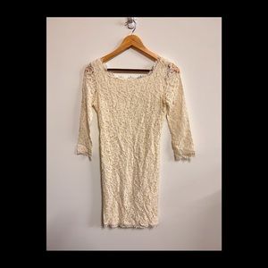 Diane Von Furstenberg Cream Lace Dress Size 2